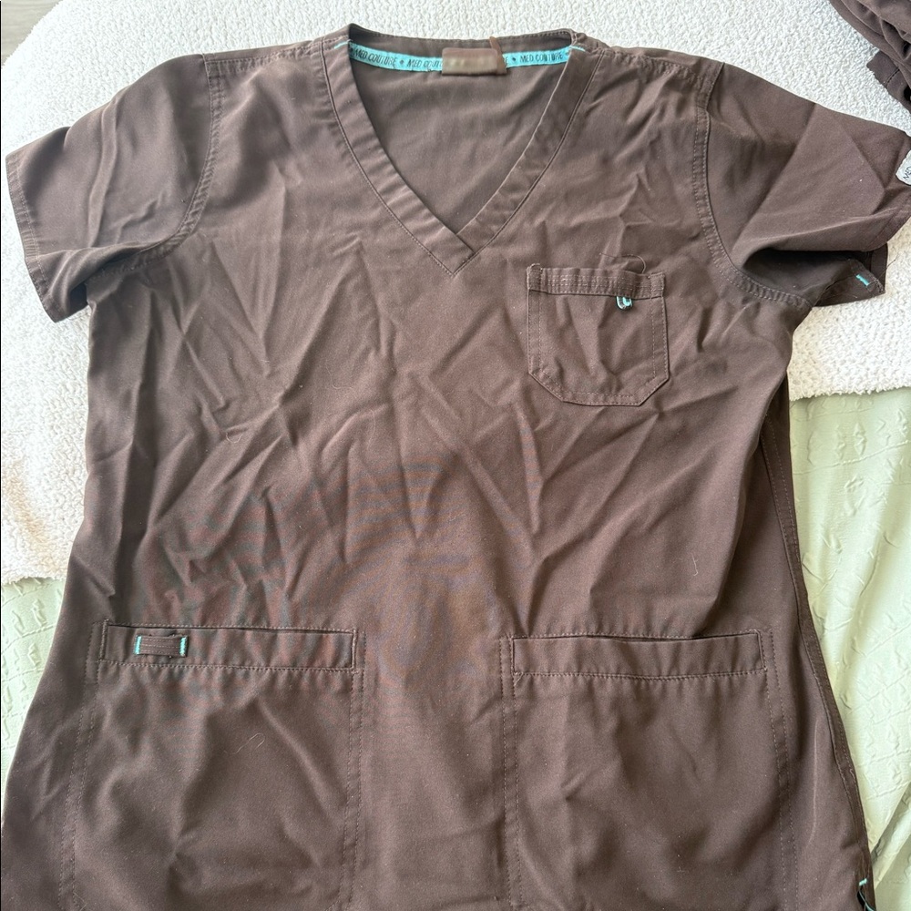Medcouture Scrub Set in Chocolate